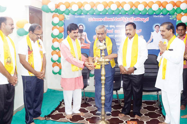 ಯೋಗದಿಂದ ಬಲಿಷ್ಠ ರಾಷ್ಟ್ರ ನಿರ್ಮಾಣವಾಗಲಿ