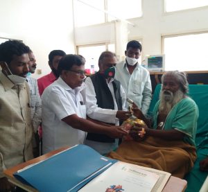 Chitradurga arogya vicharisida aanjaneya