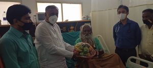 Chitradurga thippareddy meet swamiji 