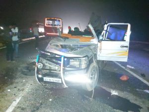 Chitradurga ksrtc bus crusier accident 5 death