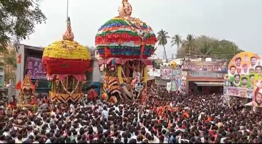 ವಿಜೃಂಭಣೆಯಿಂದ ಸಾಗಿದ ತೇರುಮಲ್ಲೇಶನ ಬ್ರಹ್ಮ ರಥೋತ್ಸವ