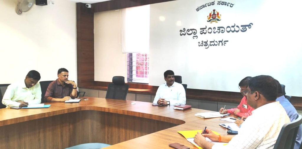 ವಸತಿ ನಿಲಯಗಳಲ್ಲಿ ಸಿಸಿ ಕ್ಯಾಮೆರಾ ಅಳವಡಿಕೆ, ಕಾವಲುಗಾರರ ನೇಮಿಸಿ