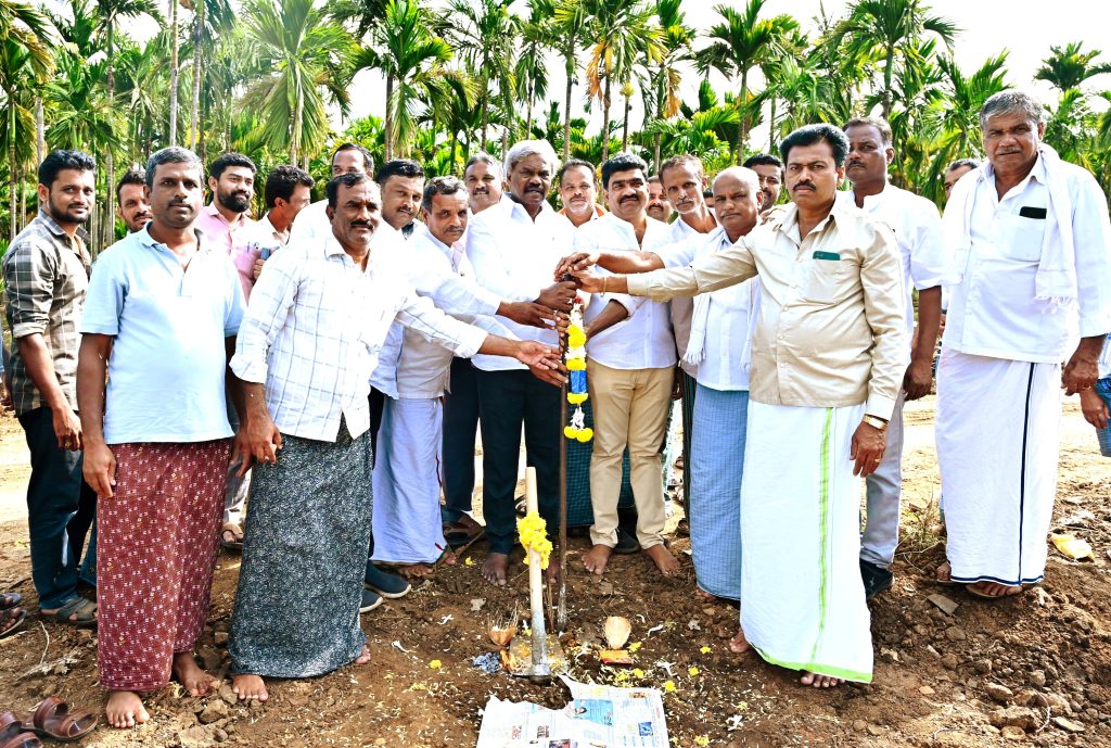 7 ಕೋಟಿ 45 ಲಕ್ಷ ರೂ.ವೆಚ್ಚದಲ್ಲಿ ನೂತನ ಚೆಕ್ಡ್ಯಾಂಗಳ ಕಾಮಗಾರಿಗೆ ಭೂಮಿಪೂಜೆ ನೆರವೇರಿಸಿದ ಶಾಸಕ ಚಂದ್ರಪ್ಪ